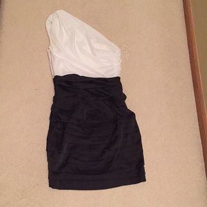 White & black one shoulder dress from express